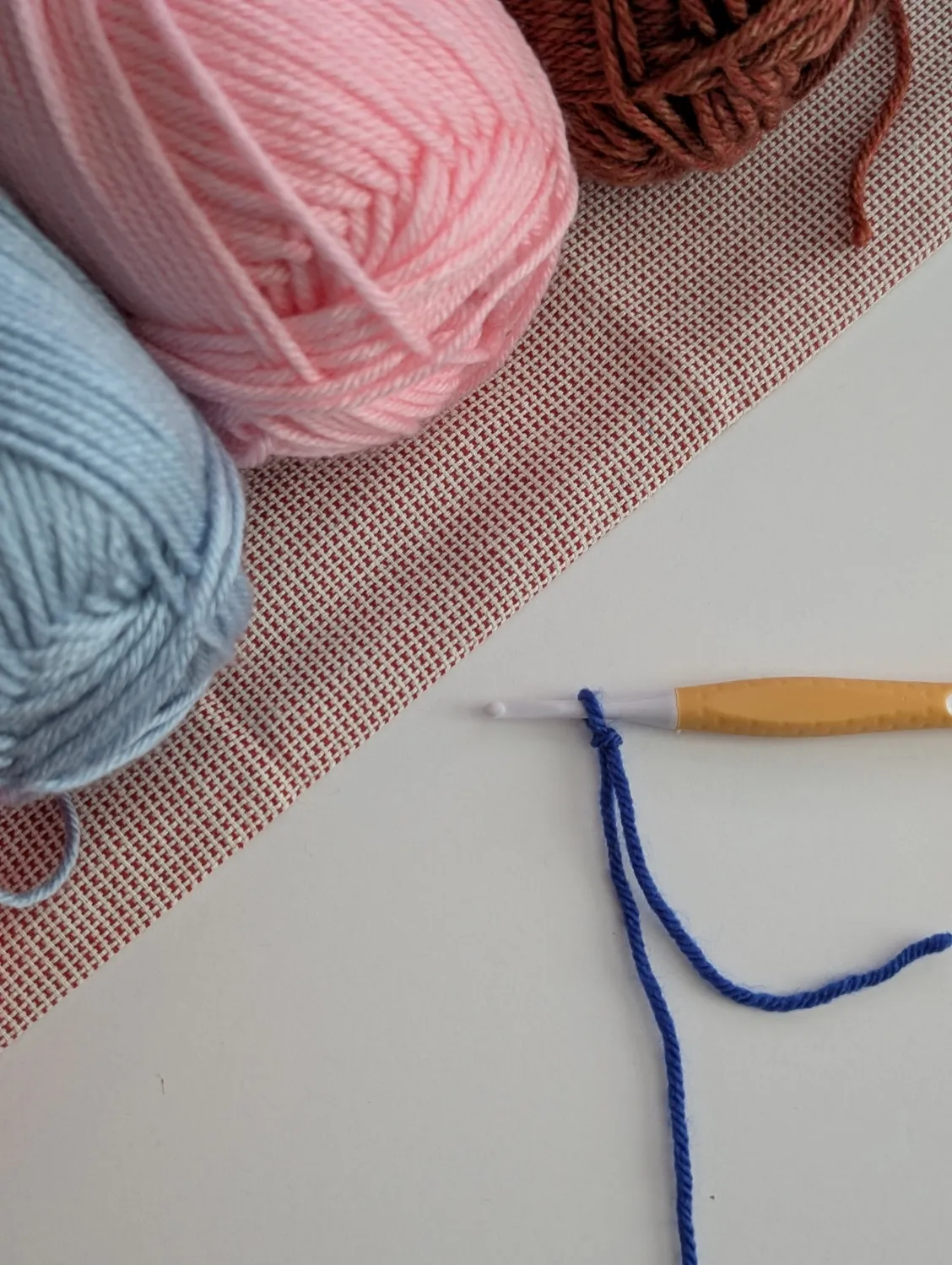 Crafting the Perfect Beginning: Mastering Crochet with the Slip Knot